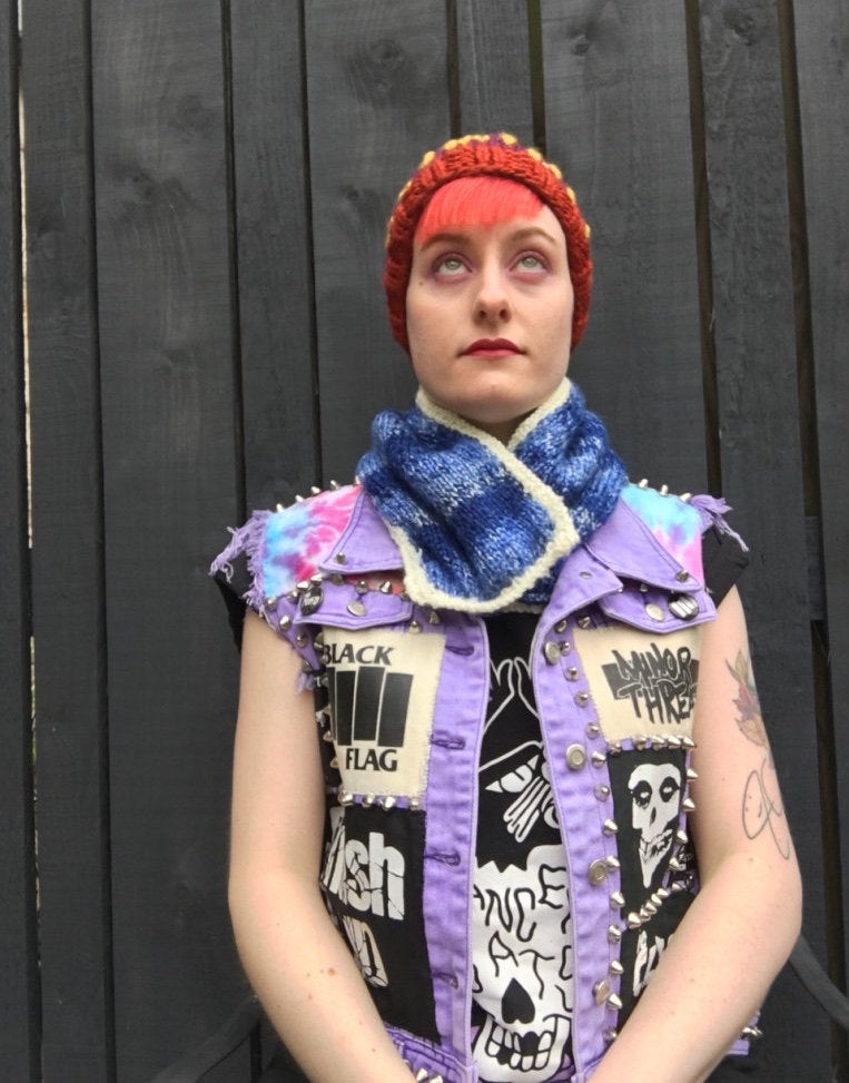 Machine Gun Blues Social Distortion Knitted Mini Striped Scarf